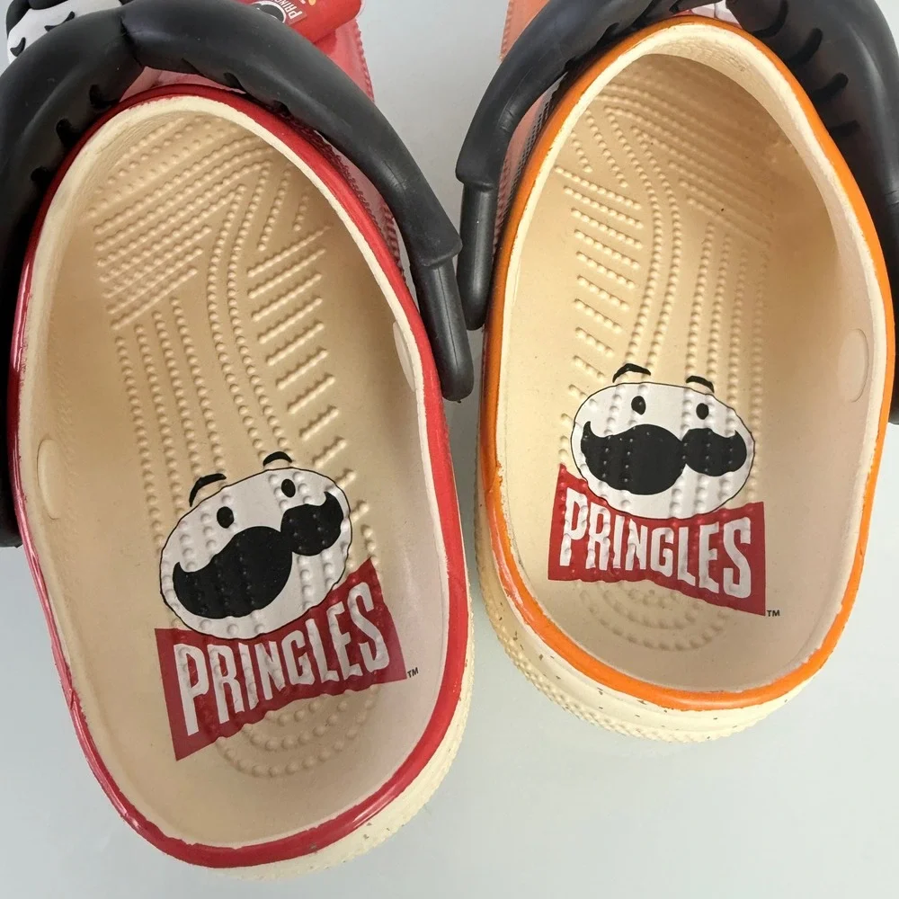 Crocs Pringles Classic Clogs Kids 4 Red Orange Excellent‎ Mismatched Mustache